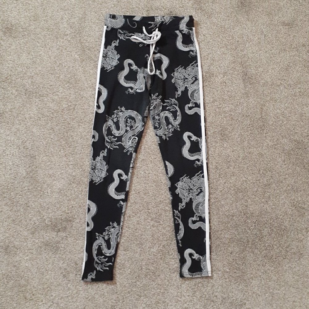 Girl's INFINITE PERFORMANCE Leggings; Chinese Design; Size S / P
